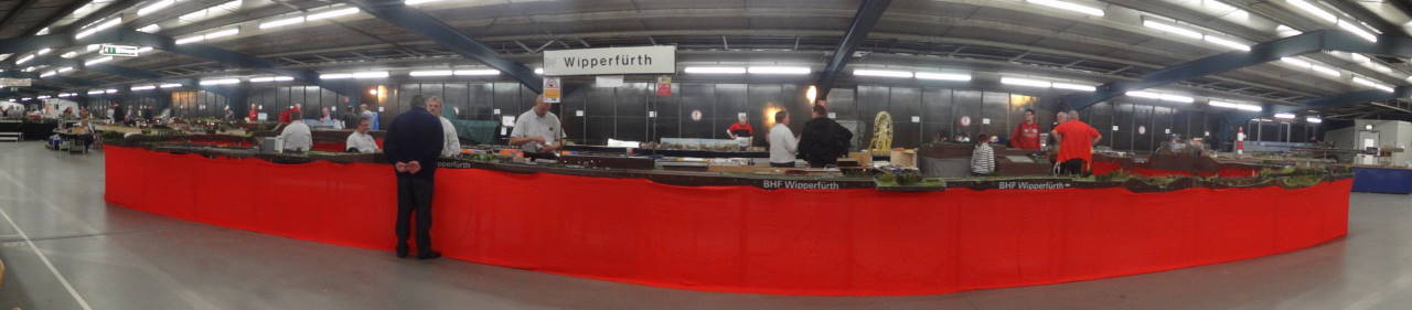 [Bild: 2015-11-21_WuppertalHalle.JPG]
