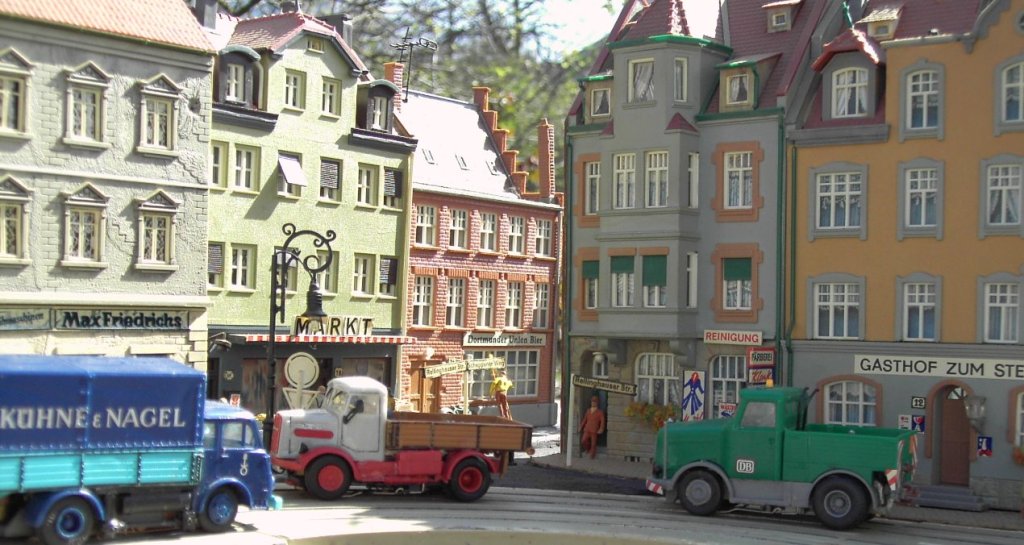 [Bild: 07_%20LKWPanorama.jpg]