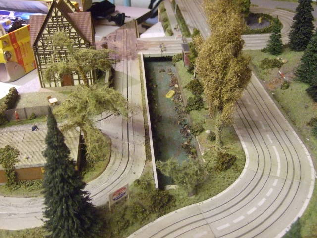 [Bild: ZwischenbahnhofAufbau0060.JPG]