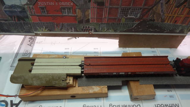 [Bild: ZwischenbahnhofAufbau0234.JPG]